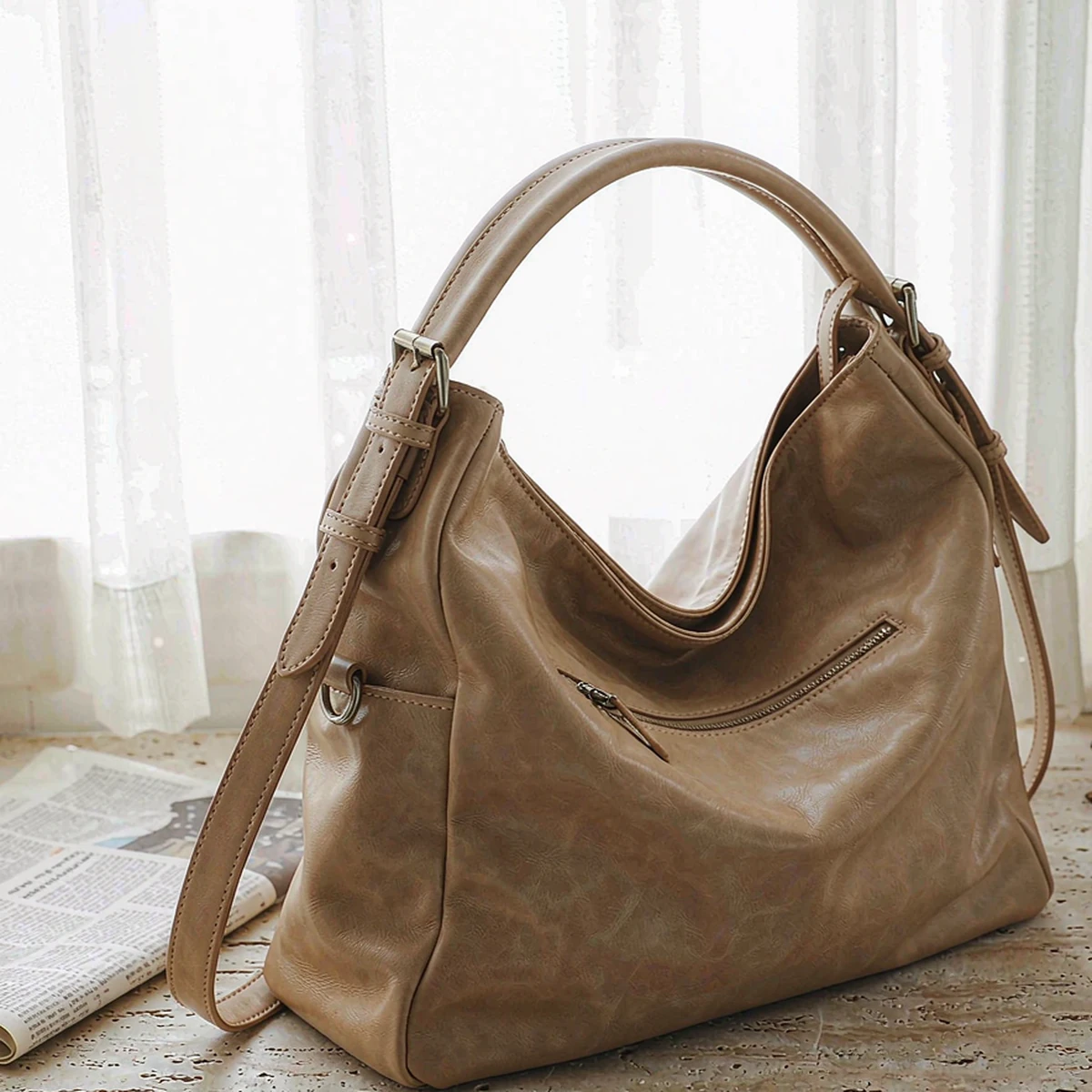 Totes and Shoulder Bags
